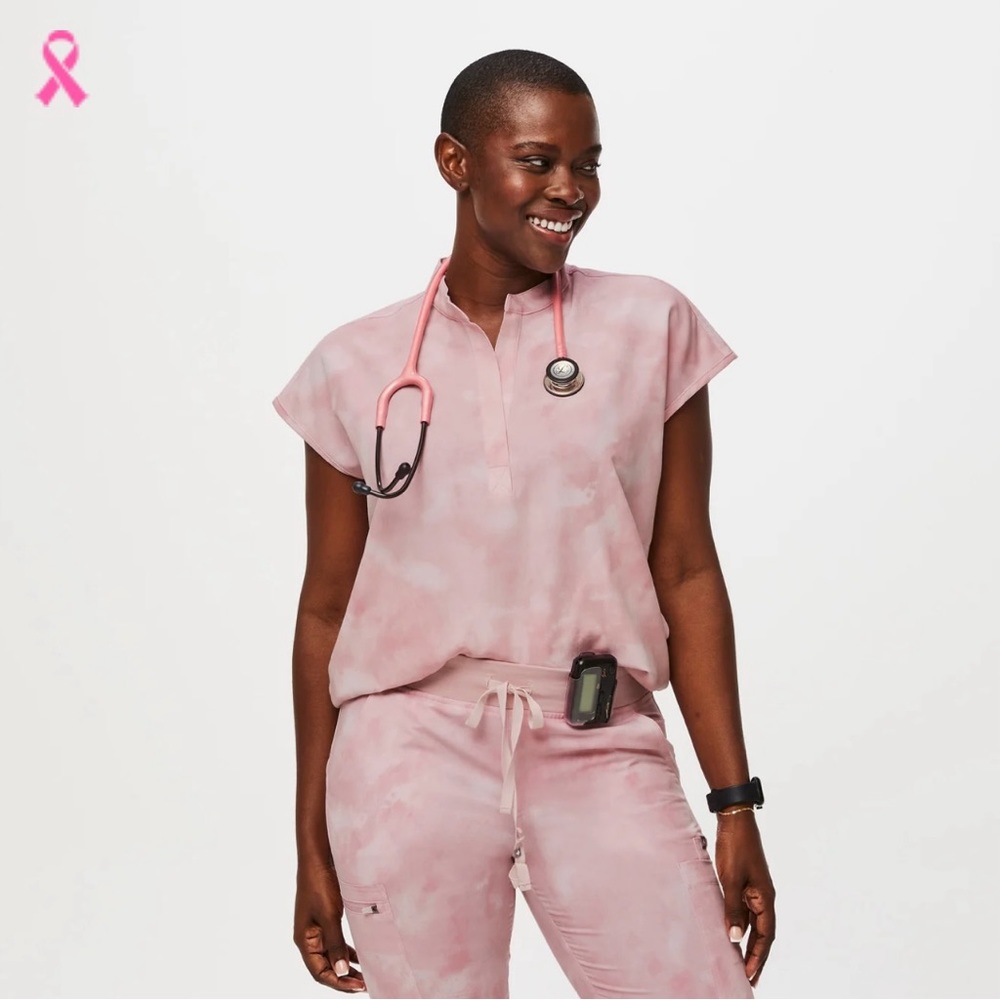 Figs Pink Scrub Set